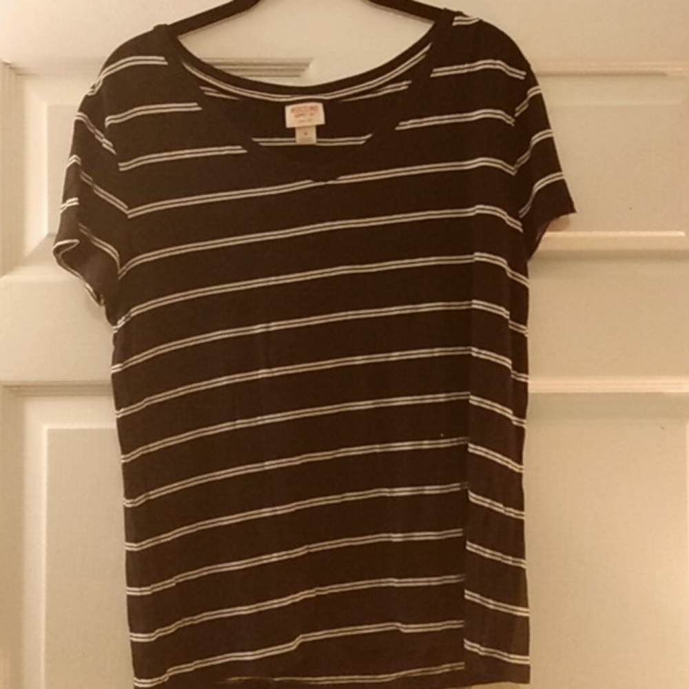 Black and white striped t-shirt